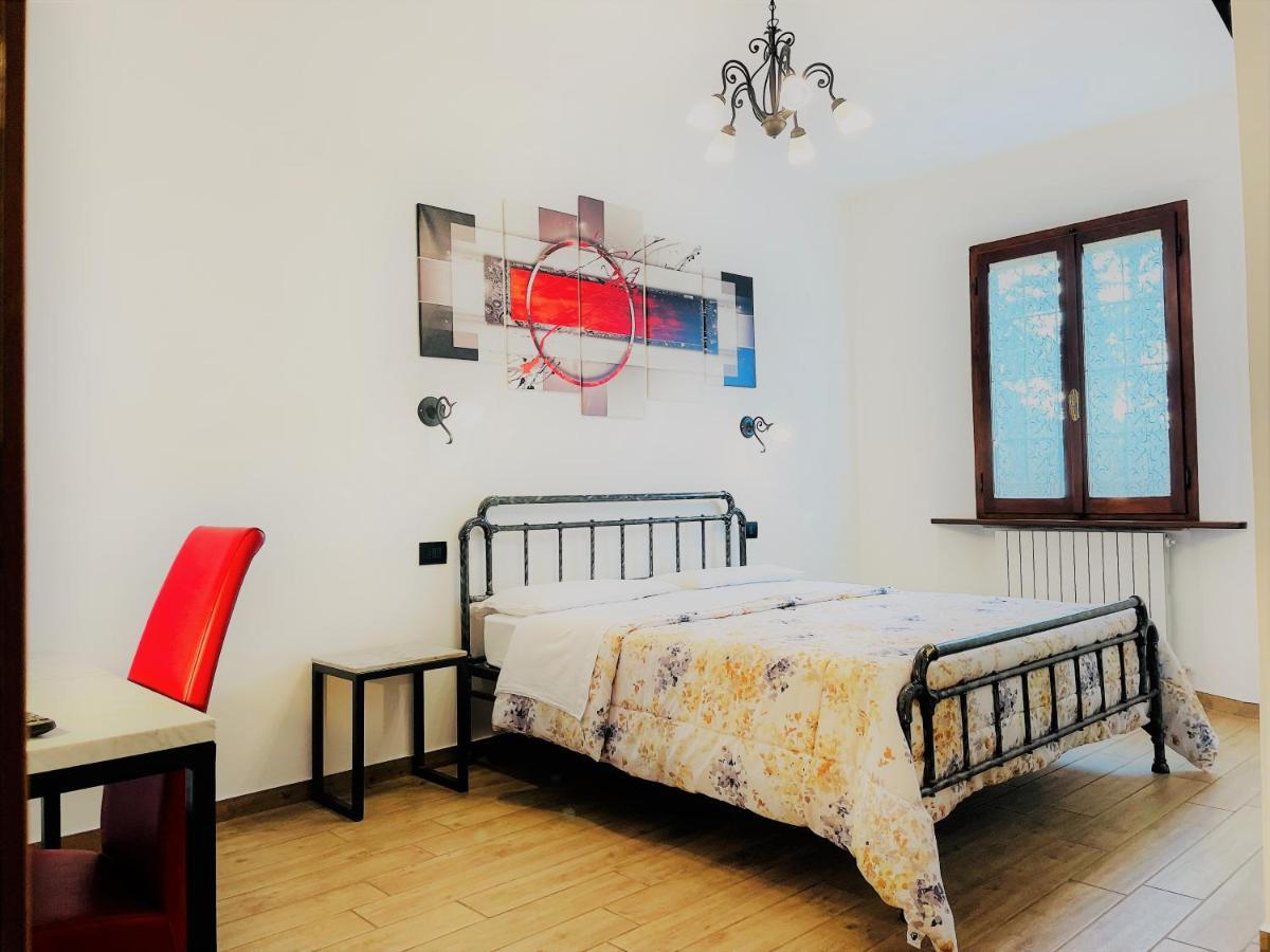 B&B Villa Incrocca Cerreto dʼEsi Exterior foto