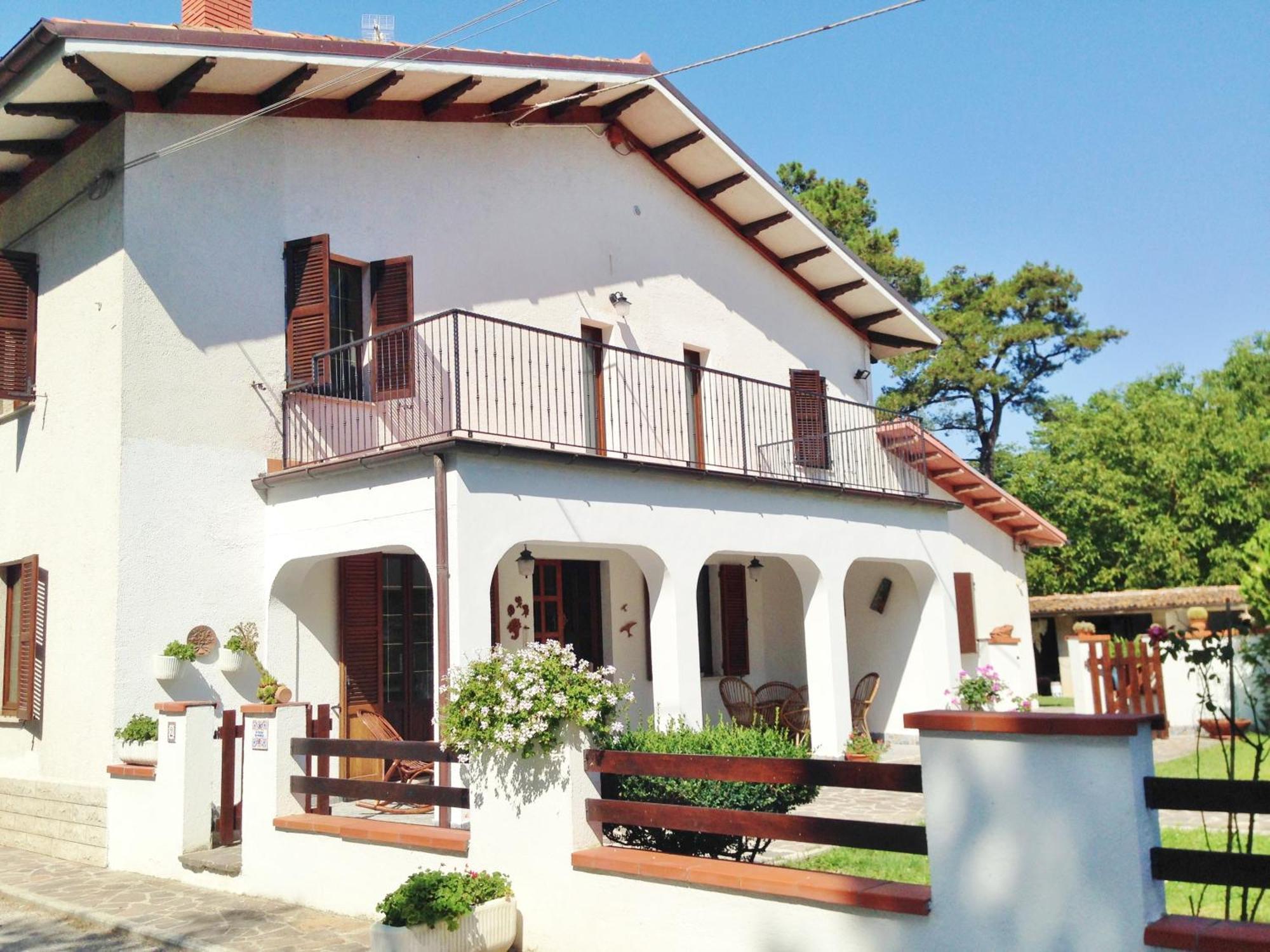 B&B Villa Incrocca Cerreto dʼEsi Exterior foto